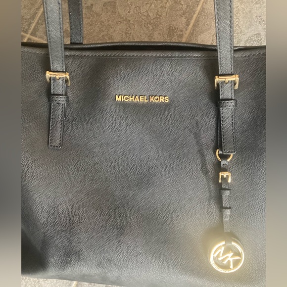 Michael Kors black large tote - Picture 7 of 9